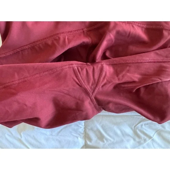 Lululemon Train Times Crop Leggings Women's Size 6 Burgundy Garnet 17 in inseam - Picture 6 of 9